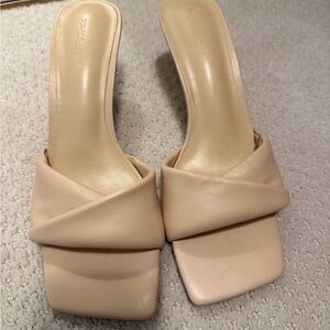 Tony Bianco Mule kitten heel